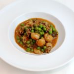 Gastronomia: Seppioline con piselli e pomodoro gr.500